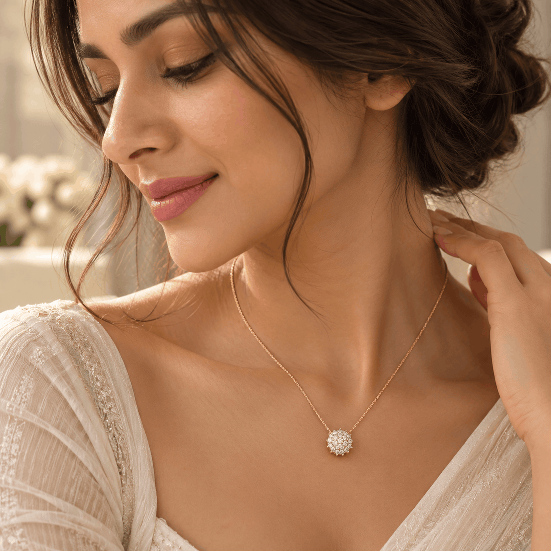 Floral Daisy Cluster Pendant